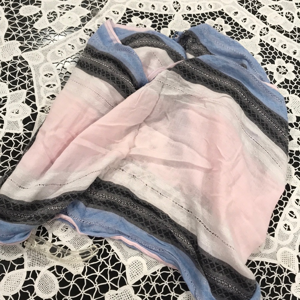 Scarf - Picture 3 of 3